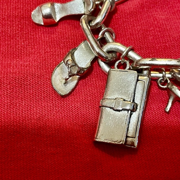 Vintage Kenneth Cole New York  Charm Bracelet - Picture 3 of 5